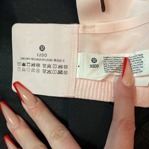 Lululemon air support bras 32DD sold - Picture 4 of 5